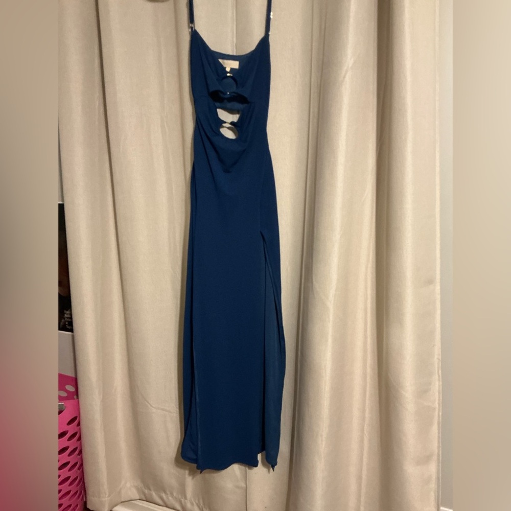 Very sexy long blue dress by meshki. Formal, beach, sexy. Xs